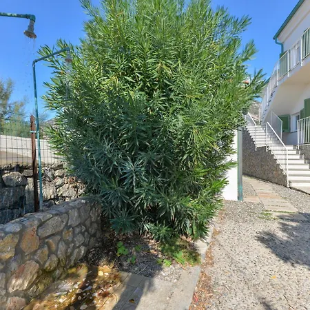 Il Quartiere Capraia Apartment Pomonte